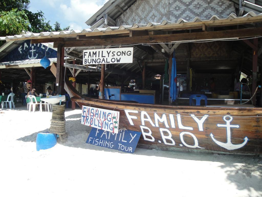 Family Song Koh Lipe Hotel Bagian luar foto